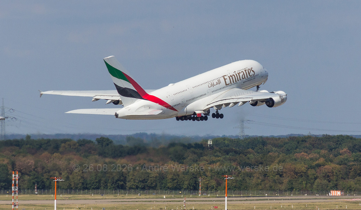 Airbus A380 hat gerade am Düsseldorfer Flughafen abgehoben